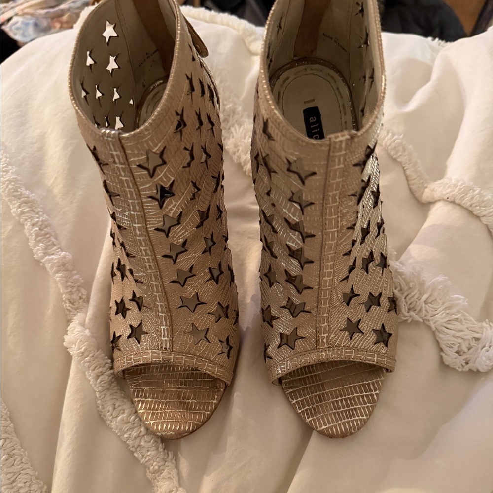 Alice + Olivia Gold Star Peep Toe Giovanna Boots - Picture 4 of 7